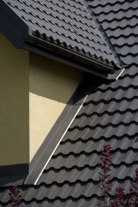 Pokrycia dachowe / Blaszane - Blachodachówka - rozwiązanie polecane na dach remontowany