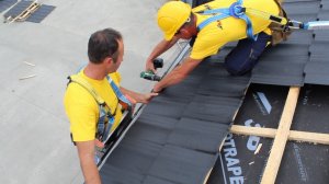  - Jak prawidłowo zamontować blachodachówkę na dachu skośnym?