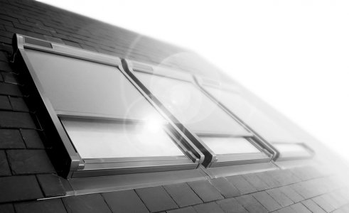 Okno w dachu - Nawiewnik antysmogowy w oknach dachowych - pierwsze na rynku rozwiazanie dla ochrony poddasza przed smogiem