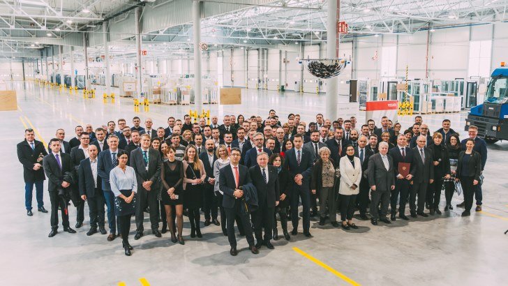 Wydarzenia i Nowo������������������ci - Największa fabryka okien w Polsce z nowym Centrum Dystrybucyjnym