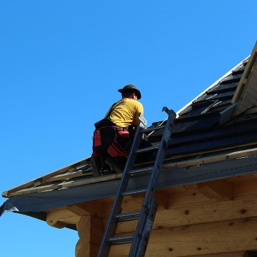 Dylematy - Dachy w duecie – czyli o roli architekta i dekarza przy wyborze pokrycia dachowego