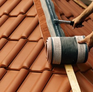 Pokrycia dachowe / Cementowe - Systemowe rozwiązania - gwarancją bezpiecznego dachu na długie lata.
