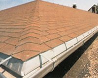 Pokrycia dachowe / Gonty bitumiczne - Pokrycie dachu blachą czy dachówką bitumiczną