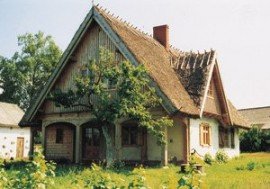 Pokrycia dachowe / Inne - Dom pod strzechą